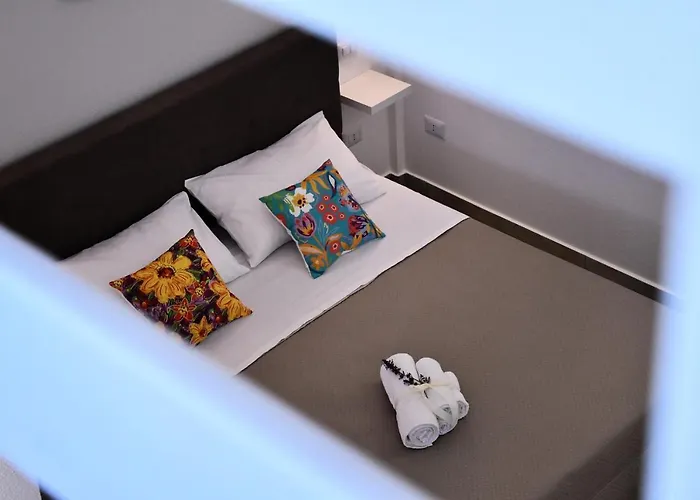 Tenuta Corano 农家乐 *